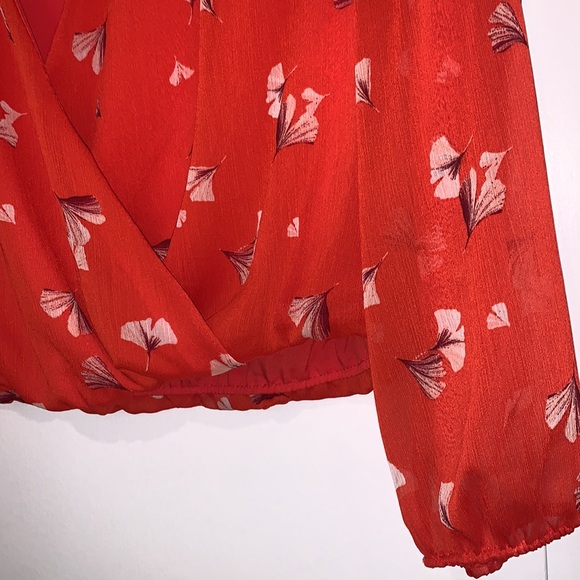 BR Crossfront Blouse Medium - Picture 5 of 9